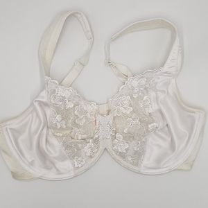 Breezies Lace Front Underwire Bra 38D
